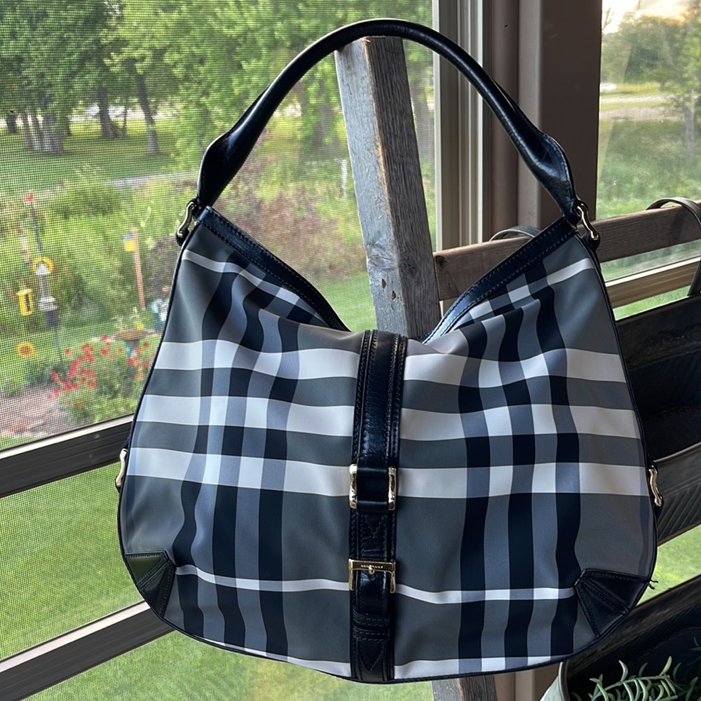 Rare Authentic Vintage Burberry White/Black/Gray Nylon Nova Check Hobo
